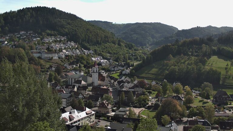 Dieses Bild zeigt eine Webcam-Aufnahme von Ottenhöfen, aufgenommen am Donnerstag, den 15.10.2026 um 14:20 Uhr
