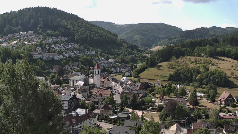 Dieses Bild zeigt eine Webcam-Aufnahme von Ottenhöfen, aufgenommen am Donnerstag, den 23.07.2026 um 10:20 Uhr