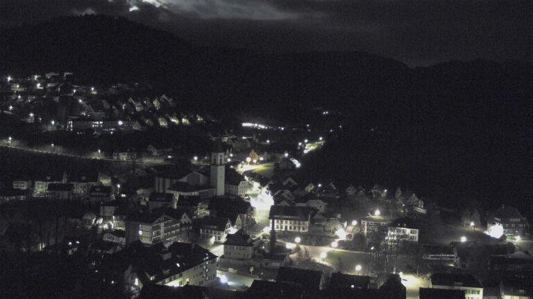 Dieses Bild zeigt eine Webcam-Aufnahme von Ottenhöfen, aufgenommen am Montag, den 06.04.2026 um 02:00 Uhr