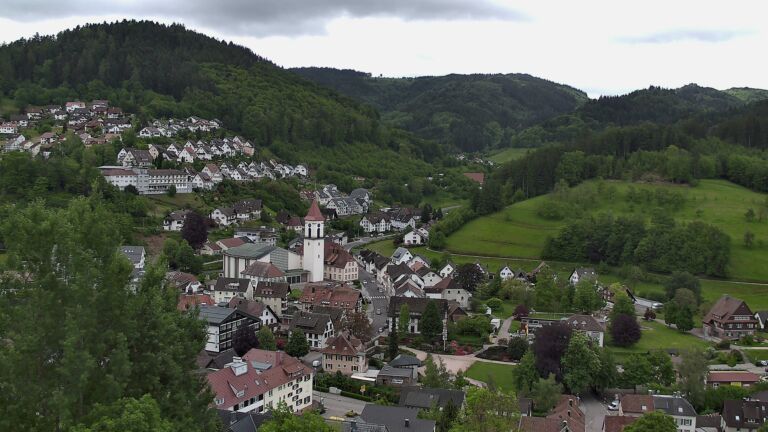 Dieses Bild zeigt eine Webcam-Aufnahme von Ottenhöfen, aufgenommen am Donnerstag, den 14.05.2026 um 11:20 Uhr