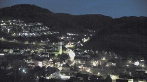 Dieses Bild zeigt eine Webcam-Aufnahme von Ottenhöfen, aufgenommen am Donnerstag, den 09.04.2026 um 21:00 Uhr