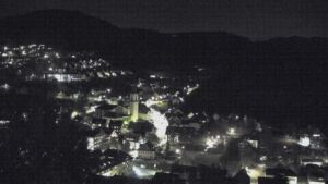 Dieses Bild zeigt eine Webcam-Aufnahme von Ottenhöfen, aufgenommen am Donnerstag, den 15.10.2026 um 20:10 Uhr