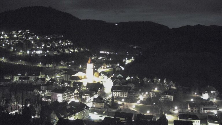 Dieses Bild zeigt eine Webcam-Aufnahme von Ottenhöfen, aufgenommen am Samstag, den 28.02.2026 um 20:10 Uhr