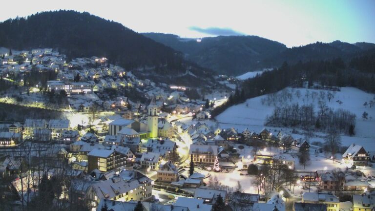 Dieses Bild zeigt eine Webcam-Aufnahme von Ottenhöfen, aufgenommen am Mittwoch, den 07.01.2026 um 07:30 Uhr