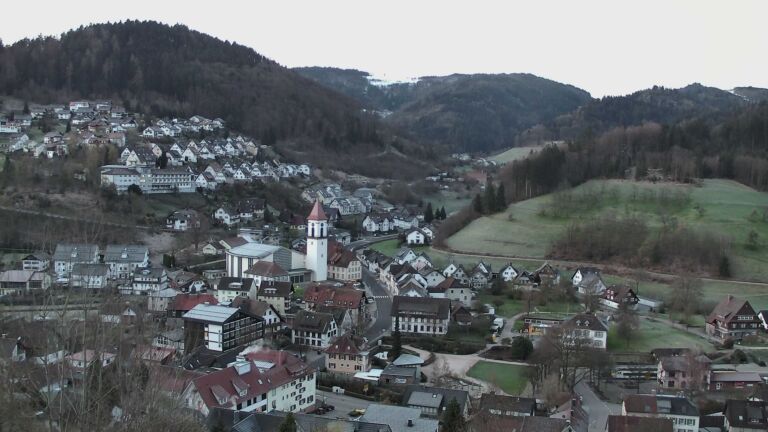 Dieses Bild zeigt eine Webcam-Aufnahme von Ottenhöfen, aufgenommen am Samstag, den 28.03.2026 um 06:00 Uhr