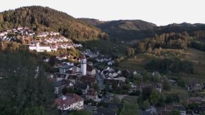 Dieses Bild zeigt eine Webcam-Aufnahme von Ottenhöfen, aufgenommen am Montag, den 31.08.2026 um 19:30 Uhr