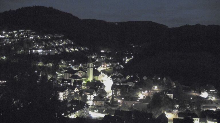 Dieses Bild zeigt eine Webcam-Aufnahme von Ottenhöfen, aufgenommen am Donnerstag, den 17.09.2026 um 20:30 Uhr