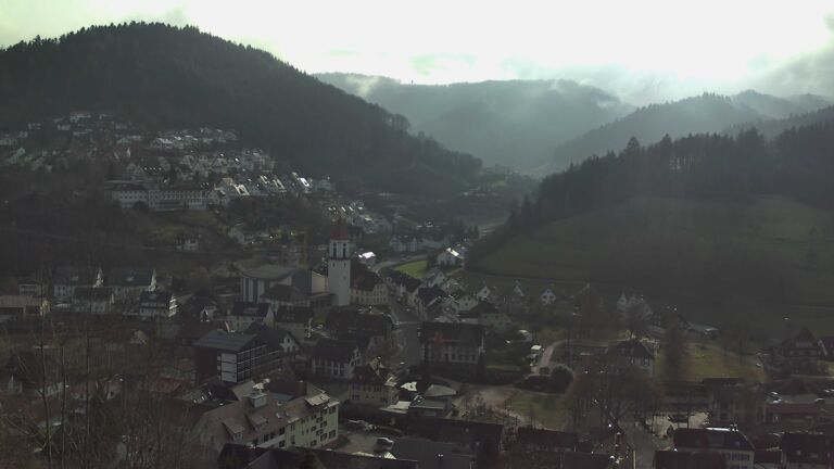 Dieses Bild zeigt eine Webcam-Aufnahme von Ottenhöfen, aufgenommen am Dienstag, den 23.12.2025 um 12:20 Uhr