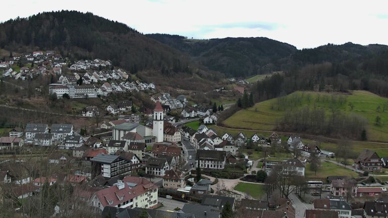 Dieses Bild zeigt eine Webcam-Aufnahme von Ottenhöfen, aufgenommen am Montag, den 23.02.2026 um 16:40 Uhr