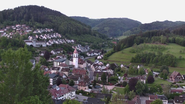 Dieses Bild zeigt eine Webcam-Aufnahme von Ottenhöfen, aufgenommen am Samstag, den 09.05.2026 um 06:10 Uhr