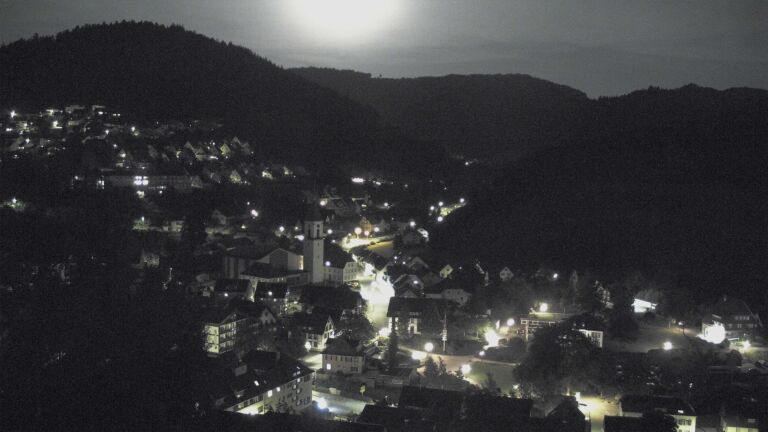 Dieses Bild zeigt eine Webcam-Aufnahme von Ottenhöfen, aufgenommen am Samstag, den 30.05.2026 um 23:30 Uhr