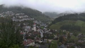 Dieses Bild zeigt eine Webcam-Aufnahme von Ottenhöfen, aufgenommen am Samstag, den 17.10.2026 um 14:10 Uhr