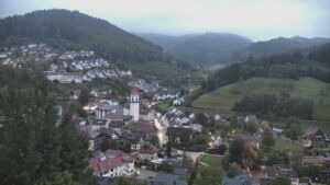 Dieses Bild zeigt eine Webcam-Aufnahme von Ottenhöfen, aufgenommen am Samstag, den 17.10.2026 um 07:40 Uhr