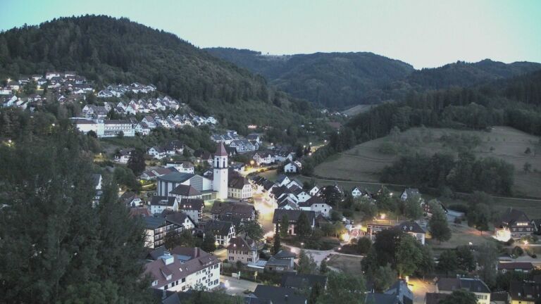 Dieses Bild zeigt eine Webcam-Aufnahme von Ottenhöfen, aufgenommen am Mittwoch, den 26.08.2026 um 20:50 Uhr