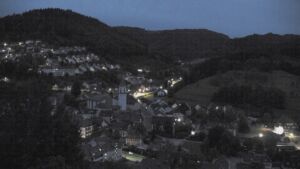 Dieses Bild zeigt eine Webcam-Aufnahme von Ottenhöfen, aufgenommen am Mittwoch, den 10.06.2026 um 04:30 Uhr