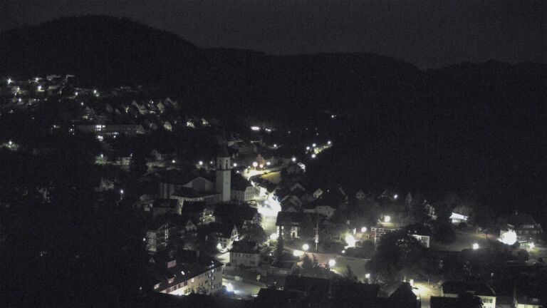 Dieses Bild zeigt eine Webcam-Aufnahme von Ottenhöfen, aufgenommen am Montag, den 01.06.2026 um 03:00 Uhr