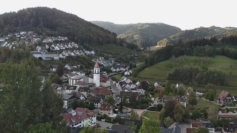 Dieses Bild zeigt eine Webcam-Aufnahme von Ottenhöfen, aufgenommen am Mittwoch, den 07.10.2026 um 08:30 Uhr