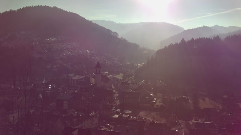 Dieses Bild zeigt eine Webcam-Aufnahme von Ottenhöfen, aufgenommen am Freitag, den 26.12.2025 um 11:50 Uhr