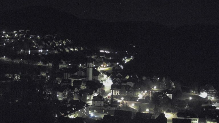 Dieses Bild zeigt eine Webcam-Aufnahme von Ottenhöfen, aufgenommen am Samstag, den 25.04.2026 um 04:30 Uhr