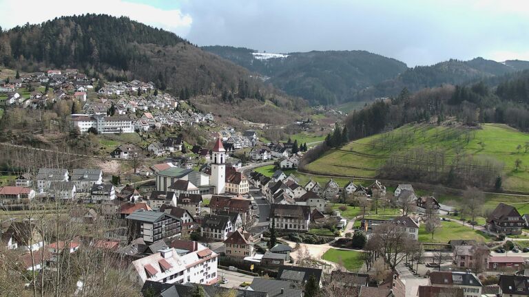 Dieses Bild zeigt eine Webcam-Aufnahme von Ottenhöfen, aufgenommen am Freitag, den 27.03.2026 um 14:50 Uhr