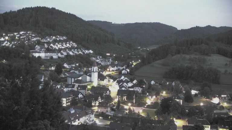 Dieses Bild zeigt eine Webcam-Aufnahme von Ottenhöfen, aufgenommen am Dienstag, den 26.05.2026 um 22:00 Uhr