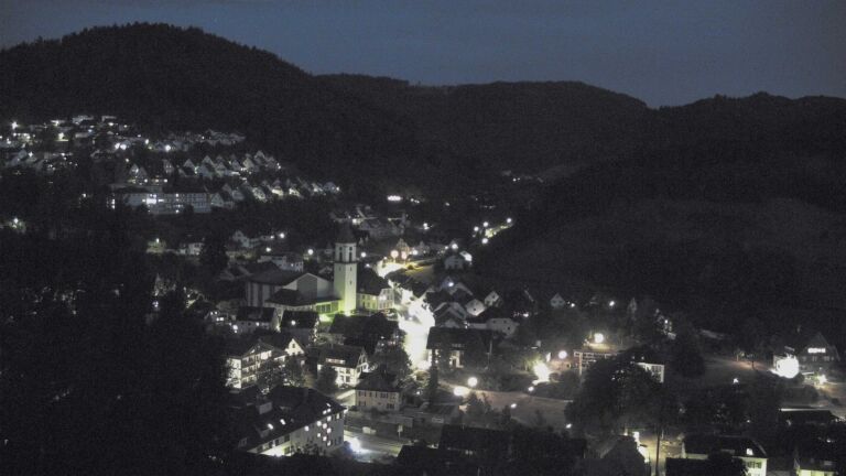 Dieses Bild zeigt eine Webcam-Aufnahme von Ottenhöfen, aufgenommen am Donnerstag, den 16.07.2026 um 22:30 Uhr