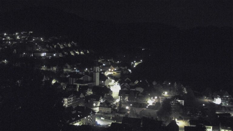 Dieses Bild zeigt eine Webcam-Aufnahme von Ottenhöfen, aufgenommen am Montag, den 12.10.2026 um 04:30 Uhr