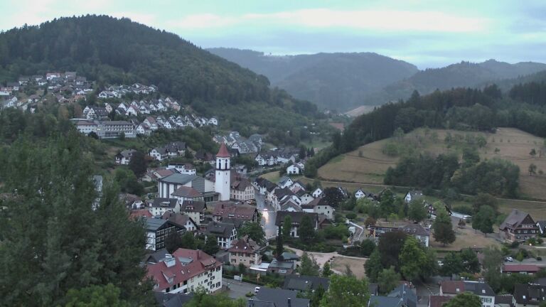 Dieses Bild zeigt eine Webcam-Aufnahme von Ottenhöfen, aufgenommen am Dienstag, den 18.08.2026 um 20:30 Uhr