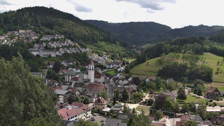 Dieses Bild zeigt eine Webcam-Aufnahme von Ottenhöfen, aufgenommen am Dienstag, den 30.06.2026 um 14:50 Uhr
