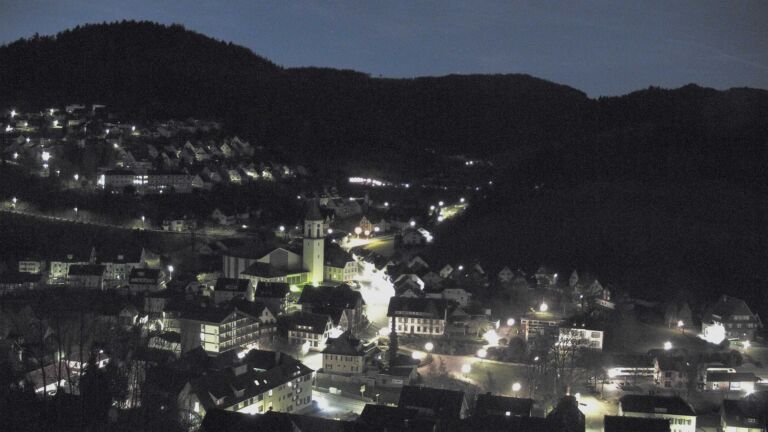 Dieses Bild zeigt eine Webcam-Aufnahme von Ottenhöfen, aufgenommen am Sonntag, den 05.04.2026 um 06:00 Uhr