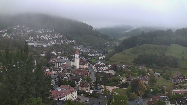 Dieses Bild zeigt eine Webcam-Aufnahme von Ottenhöfen, aufgenommen am Mittwoch, den 14.10.2026 um 08:40 Uhr