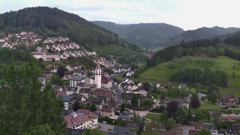 Dieses Bild zeigt eine Webcam-Aufnahme von Ottenhöfen, aufgenommen am Donnerstag, den 07.05.2026 um 20:30 Uhr