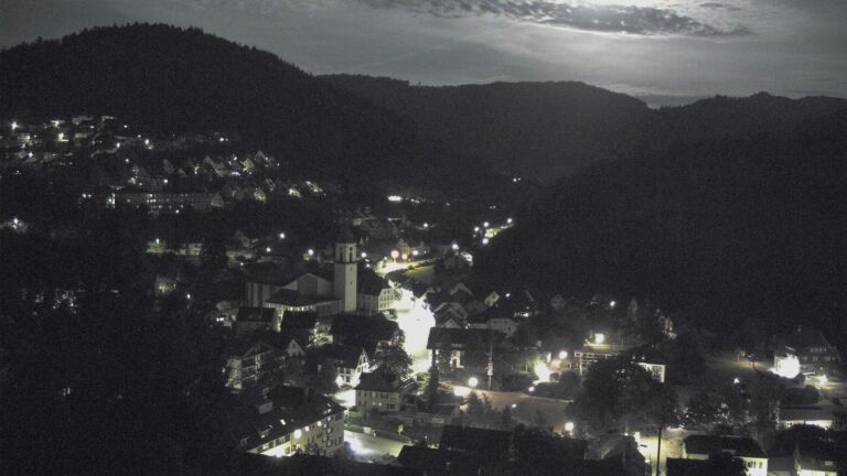 Dieses Bild zeigt eine Webcam-Aufnahme von Ottenhöfen, aufgenommen am Dienstag, den 30.06.2026 um 01:00 Uhr