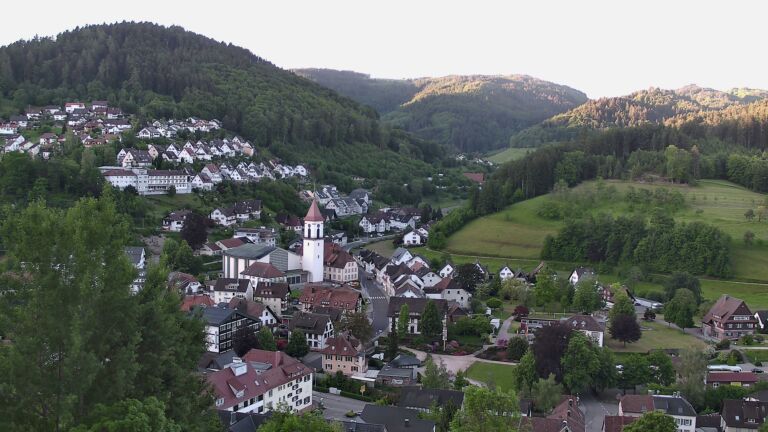 Dieses Bild zeigt eine Webcam-Aufnahme von Ottenhöfen, aufgenommen am Samstag, den 23.05.2026 um 06:30 Uhr