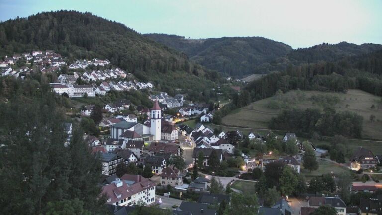 Dieses Bild zeigt eine Webcam-Aufnahme von Ottenhöfen, aufgenommen am Dienstag, den 01.09.2026 um 20:30 Uhr