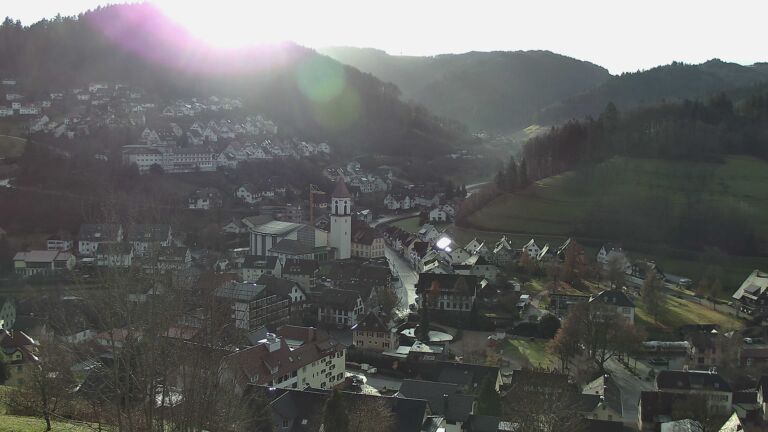 Dieses Bild zeigt eine Webcam-Aufnahme von Ottenhöfen, aufgenommen am Donnerstag, den 18.12.2025 um 10:20 Uhr