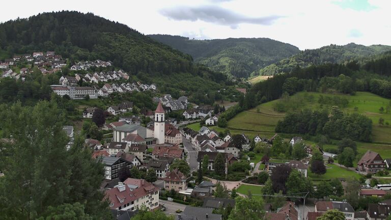Dieses Bild zeigt eine Webcam-Aufnahme von Ottenhöfen, aufgenommen am Samstag, den 13.06.2026 um 09:40 Uhr