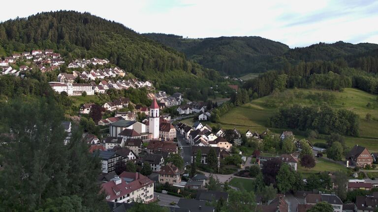Dieses Bild zeigt eine Webcam-Aufnahme von Ottenhöfen, aufgenommen am Mittwoch, den 03.06.2026 um 20:30 Uhr