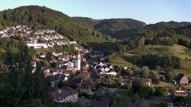 Dieses Bild zeigt eine Webcam-Aufnahme von Ottenhöfen, aufgenommen am Donnerstag, den 28.05.2026 um 20:10 Uhr