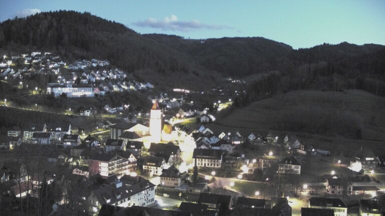 Dieses Bild zeigt eine Webcam-Aufnahme von Ottenhöfen, aufgenommen am Sonntag, den 01.03.2026 um 18:50 Uhr