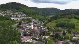 Dieses Bild zeigt eine Webcam-Aufnahme von Ottenhöfen, aufgenommen am Dienstag, den 19.05.2026 um 16:30 Uhr
