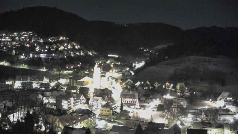 Dieses Bild zeigt eine Webcam-Aufnahme von Ottenhöfen, aufgenommen am Montag, den 05.01.2026 um 20:40 Uhr