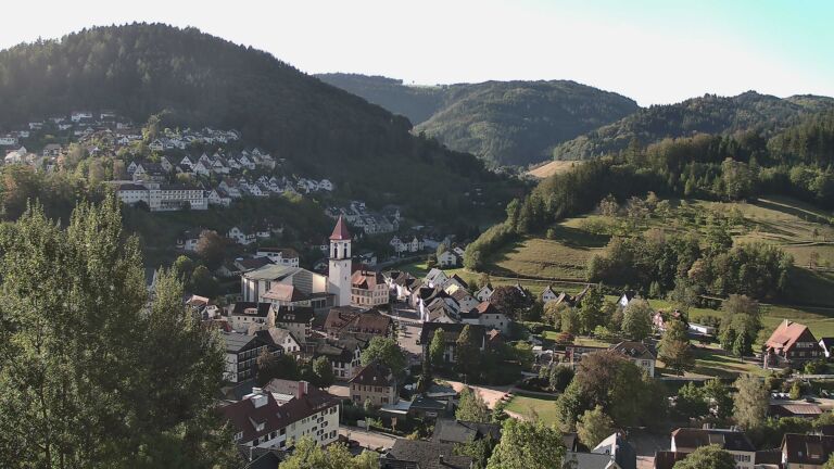 Dieses Bild zeigt eine Webcam-Aufnahme von Ottenhöfen, aufgenommen am Donnerstag, den 10.09.2026 um 09:10 Uhr