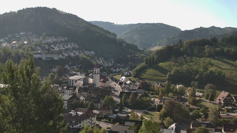 Dieses Bild zeigt eine Webcam-Aufnahme von Ottenhöfen, aufgenommen am Montag, den 28.09.2026 um 10:20 Uhr