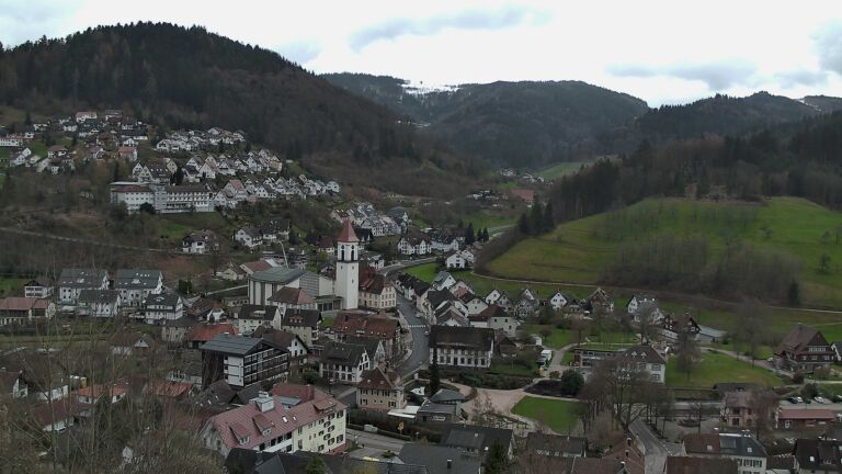 Dieses Bild zeigt eine Webcam-Aufnahme von Ottenhöfen, aufgenommen am Dienstag, den 31.03.2026 um 14:10 Uhr