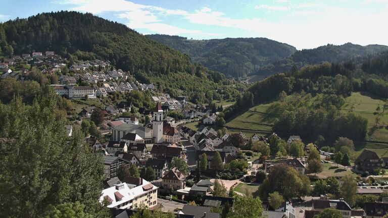 Dieses Bild zeigt eine Webcam-Aufnahme von Ottenhöfen, aufgenommen am Sonntag, den 27.09.2026 um 14:50 Uhr