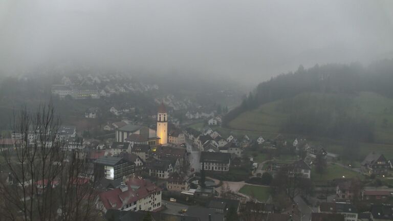 Dieses Bild zeigt eine Webcam-Aufnahme von Ottenhöfen, aufgenommen am Samstag, den 28.03.2026 um 18:50 Uhr