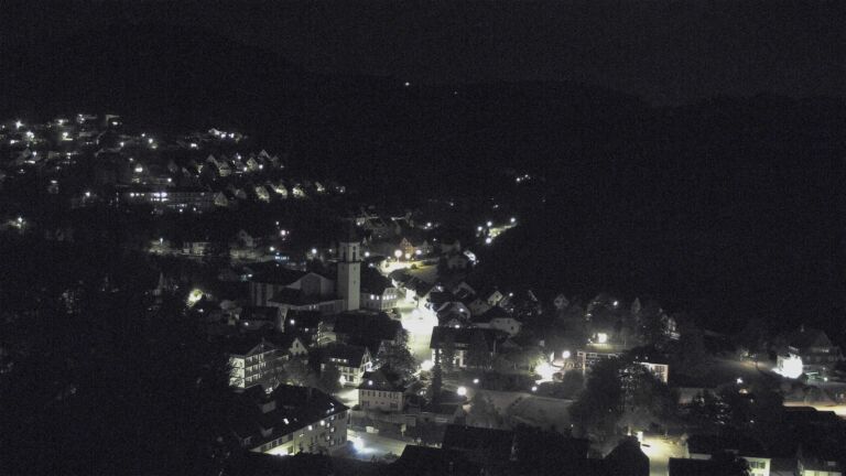 Dieses Bild zeigt eine Webcam-Aufnahme von Ottenhöfen, aufgenommen am Samstag, den 10.10.2026 um 23:30 Uhr
