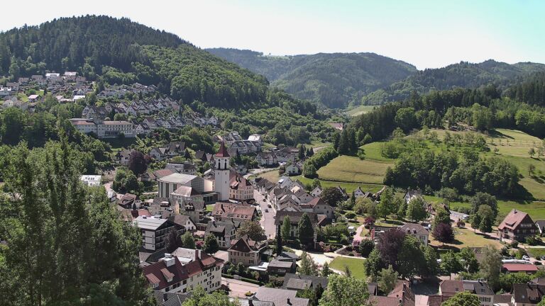 Dieses Bild zeigt eine Webcam-Aufnahme von Ottenhöfen, aufgenommen am Samstag, den 23.05.2026 um 11:20 Uhr