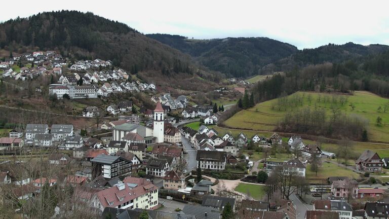 Dieses Bild zeigt eine Webcam-Aufnahme von Ottenhöfen, aufgenommen am Sonntag, den 22.02.2026 um 12:00 Uhr